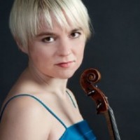 Julia Wedman, violin